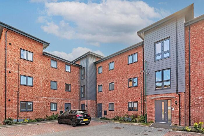 1 Bedroom Apartment To Rent In Newman Square, Shirley, B90