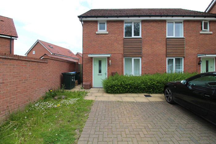 3 Bedroom Semi-Detached House To Rent In Kingfisher Close, Coventry, West Midlands, CV2