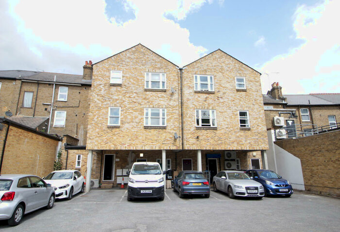 1 Bedroom Apartment To Rent In - Bexley High Street, Bexley, Kent, DA5