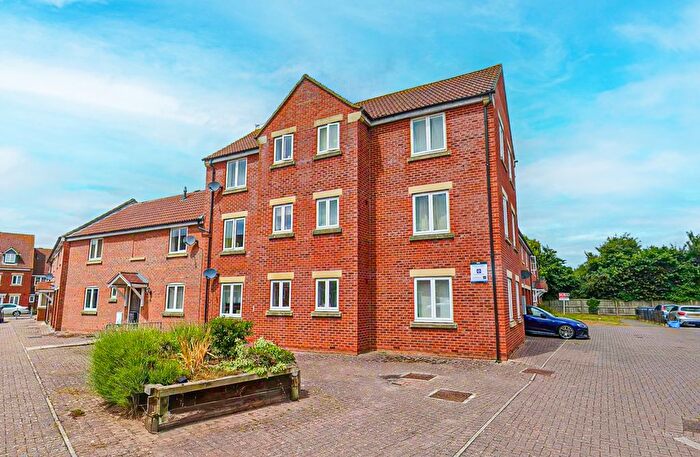2 Bedroom Flat To Rent In Viscount Square, Bridgwater, Somerset, TA6