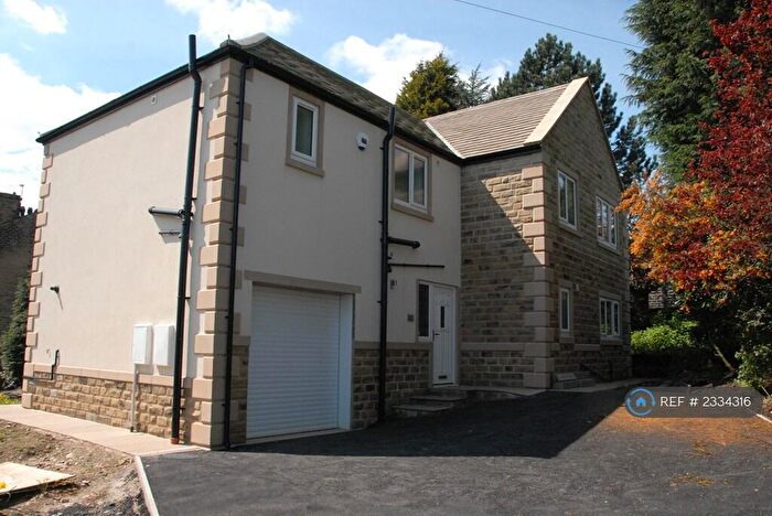 4 Bedroom Detached House To Rent In North Lodge, Bradford, BD13