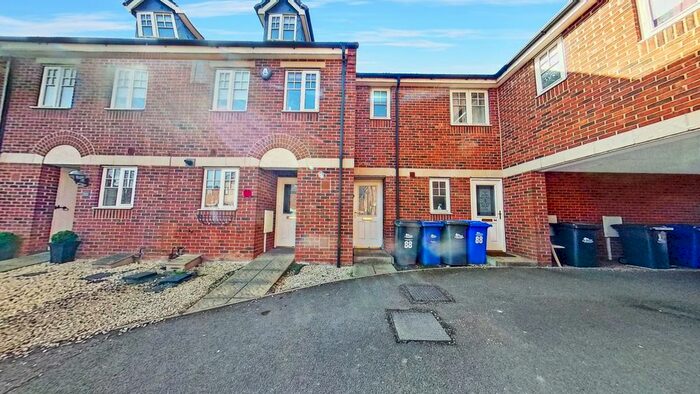 2 Bedroom Flat To Rent In Caroline Court, Burton-On-Trent, Staffordshire, DE14