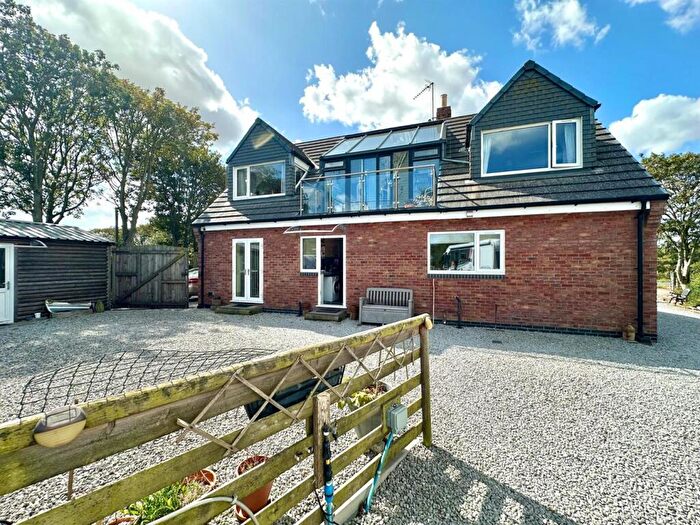 3 Bedroom Detached House For Sale In Main Road, Rolston, Hornsea, HU18