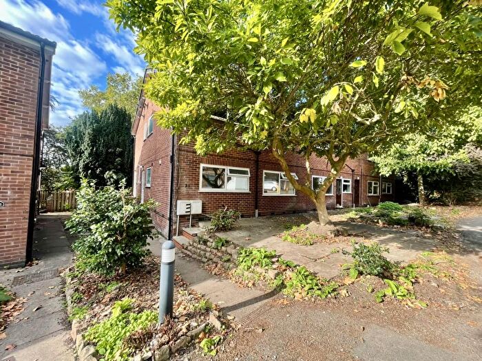 2 Bedroom Maisonette To Rent In Clumber Court, The Park, NG7
