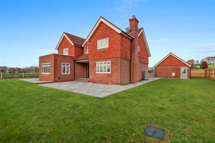 4 Bedroom Detached House For Sale In New Road, Herstmonceux, Hailsham, BN27