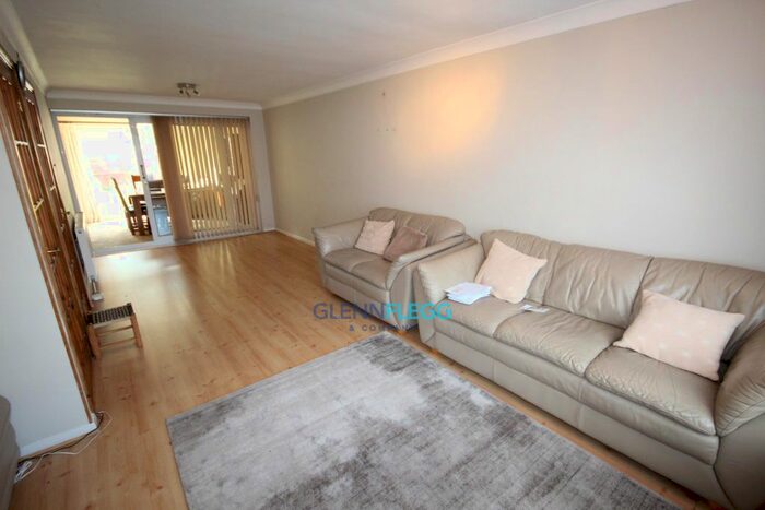 3 Bedroom Property To Rent In Hadlow Court, Slough, SL1