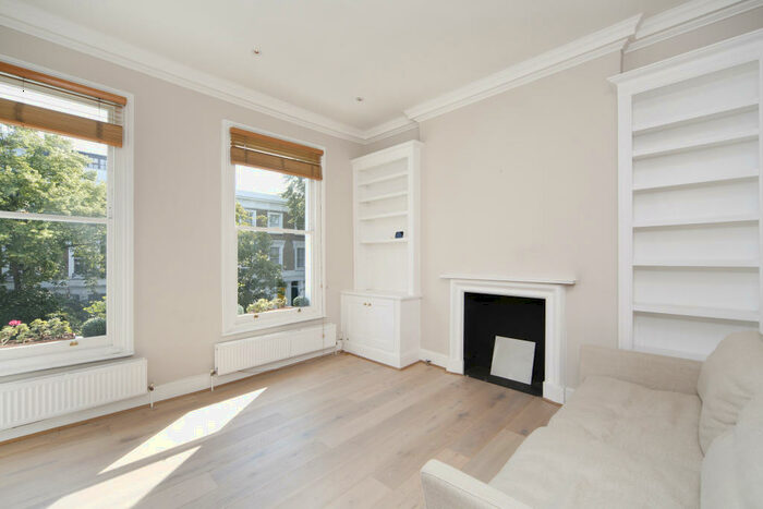 2 Bedroom Flat To Rent In Edith Grove, Chelsea, SW10