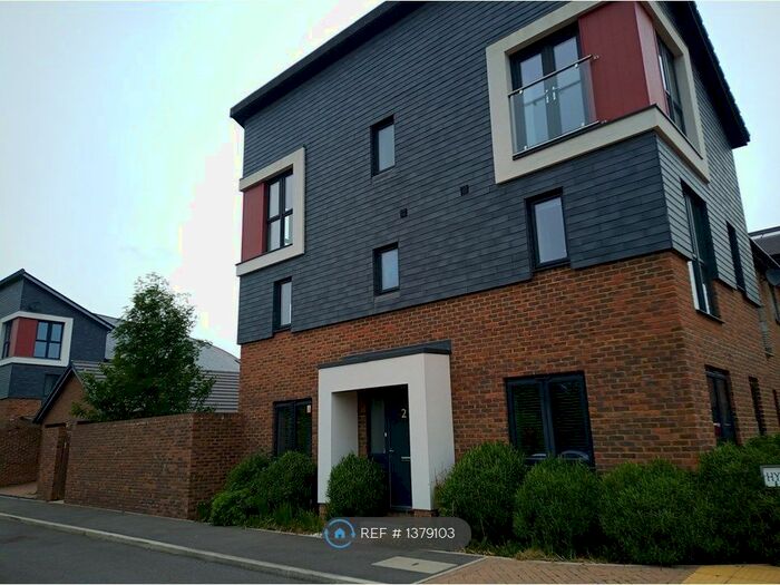 4 Bedroom Semi-Detached House To Rent In Atherfield Drive, Ashford, TN23