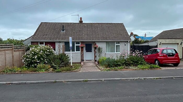 2 Bedroom Bungalow To Rent In Yadley Close, Winscombe, BS25