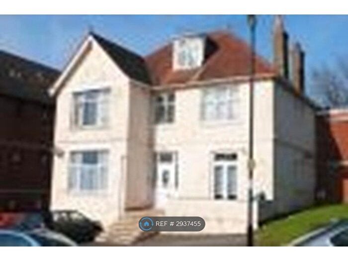 2 Bedroom Flat To Rent In Thorold Road, Southampton, SO18