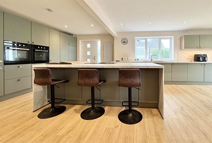 4 Bedroom Semi-Detached House For Sale In Stratton, Cirencester, GL7