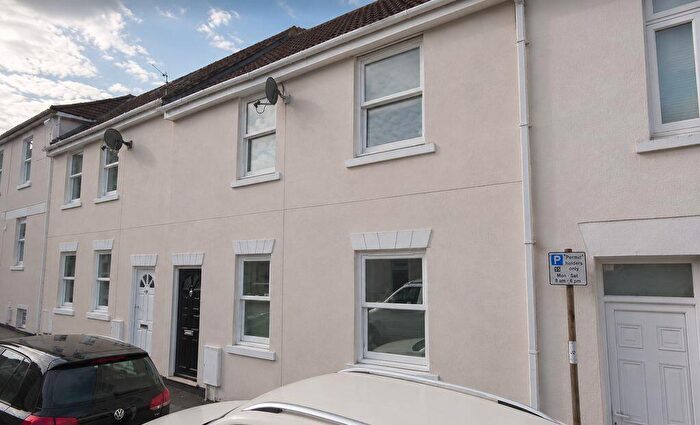 3 Bedroom Terraced House For Sale In Prospect Hill, Old Town, SN1