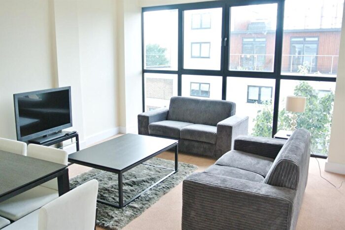 2 Bedroom Apartment To Rent In Windlass Court, Vyner Street, E2