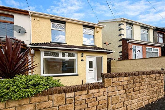 4 Bedroom Semi Detached House For Sale In Wood Street, Porth, CF39