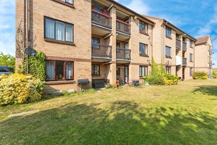 2 Bedroom Flat For Sale In Bentley Way, Norwich, NR6