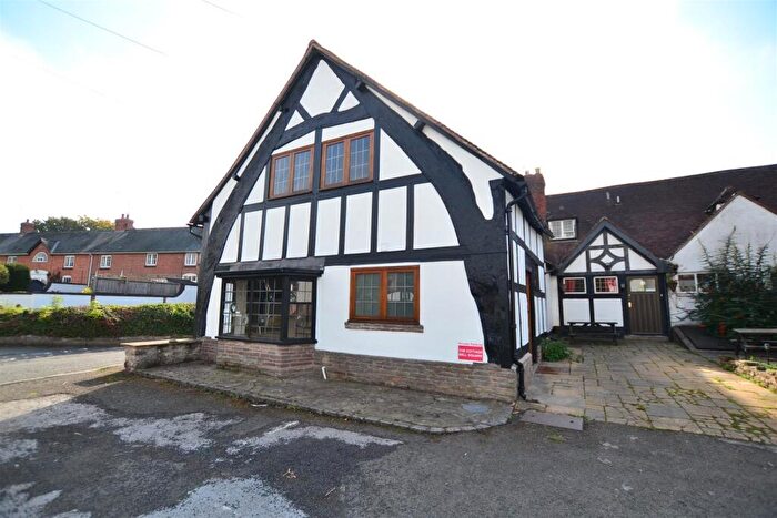 2 Bedroom Cottage For Sale In Weobley, Hereford, HR4