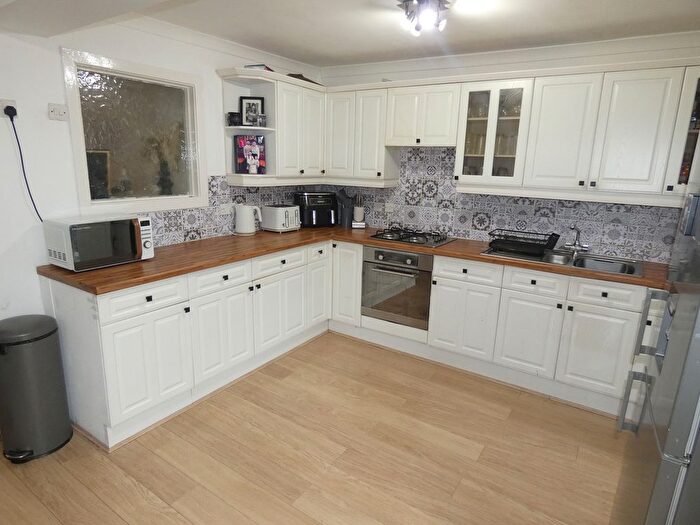 3 Bedroom Terraced House For Sale In Thomas Street, Briton Ferry, Neath., SA11