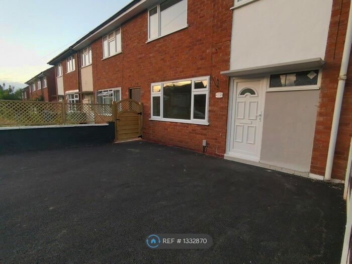 4 Bedroom Terraced House To Rent In West Way, Stafford, ST17