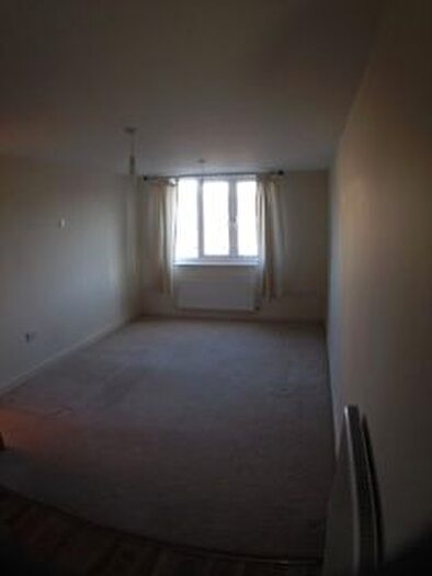 1 Bedroom Flat To Rent In Eastwick Road, Taunton, TA2