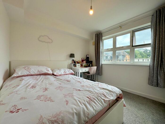 2 Bedroom Apartment To Rent In Ogden Park, Bracknell, Berkshire, RG12