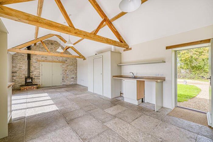 2 Bedroom Barn Conversion To Rent In Back Lane, Glastonbury, BA6