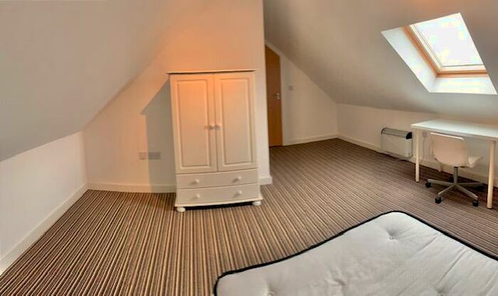 2 Bedroom Duplex To Rent In Richmond Road, Cardiff(City), CF24