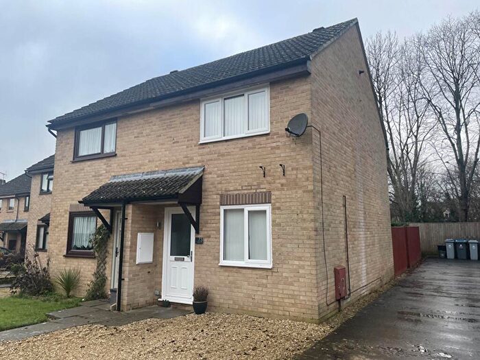 2 Bedroom Semi-Detached House To Rent In Thorney Leys, Witney, OX28