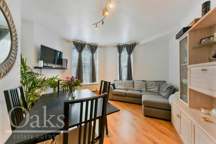 2 Bedroom Flat To Rent In Albion Avenue, London, SW8