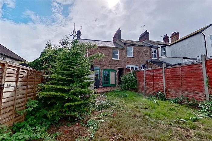 2 Bedroom Block Of Flats For Sale In High Ridge Road, Hemel Hempstead, HP3