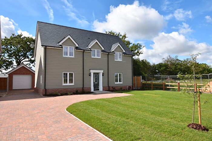 4 Bedroom Detached House For Sale In Holly Farm Close, Frating, CO7