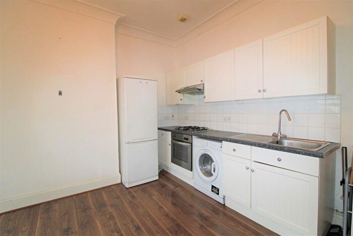 1 Bedroom Flat To Rent In Kidderminster Road, Croydon, CR0