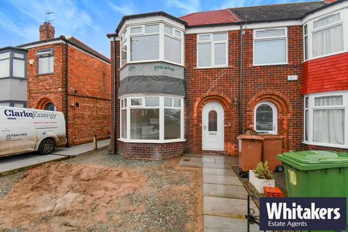 3 Bedroom End Of Terrace House To Rent In Strathcona Avenue, Hull, HU5