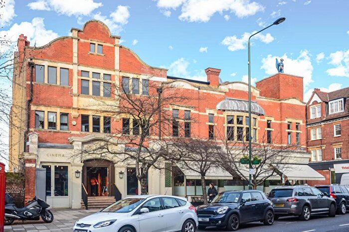 2 Bedroom Maisonette To Rent In Church Road, Barnes, London, SW13