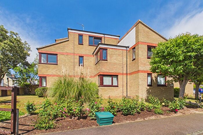 1 Bedroom Flat For Sale In Beaulands Close, Cambridge, Cambridgeshire, CB4