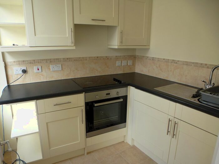 1 Bedroom Flat To Rent In Cambridge Gardens, Hastings, TN34