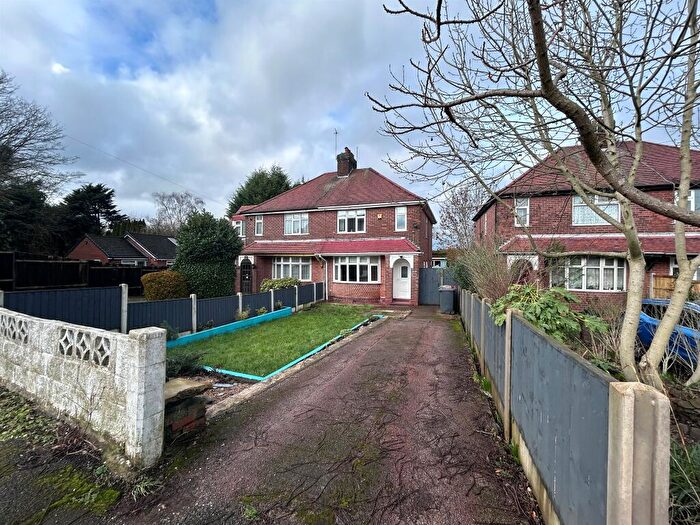 3 Bedroom Semi Detached House For Sale In Church Street, Eastwood, Nottingham, NG16