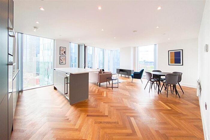 2 Bedroom Apartment To Rent In East Tower, Owen Street, M15