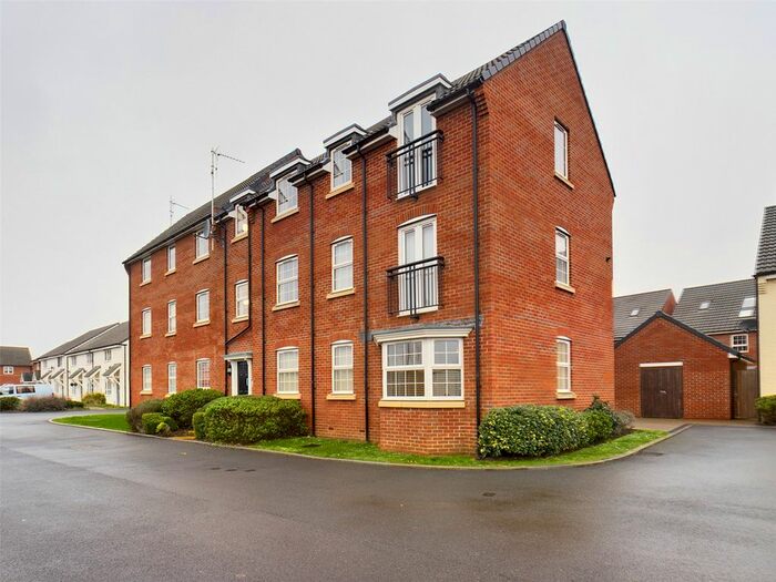 2 Bedroom Flat To Rent In Hyatt Close, Longford, Gloucester, Gloucestershire GL2