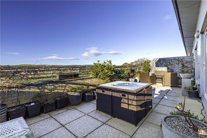 2 Bedroom Flat For Sale In Mill Fold, Addingham, Ilkley, West Yorkshire, LS29