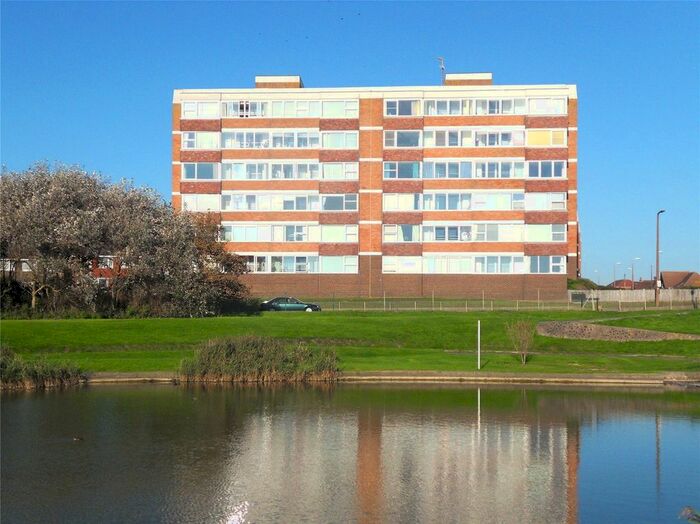 2 Bedroom Flat To Rent In Brighton Road, Lancing, West Sussex, BN15