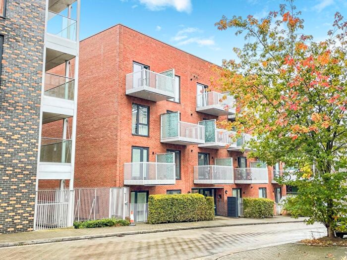 1 Bedroom Apartment For Sale In Columbia Place, Campbell Park, Milton Keynes, MK9