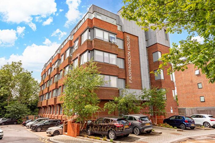1 Bedroom Flat For Sale In Wood Street, Farringdon House Wood Street, RH19