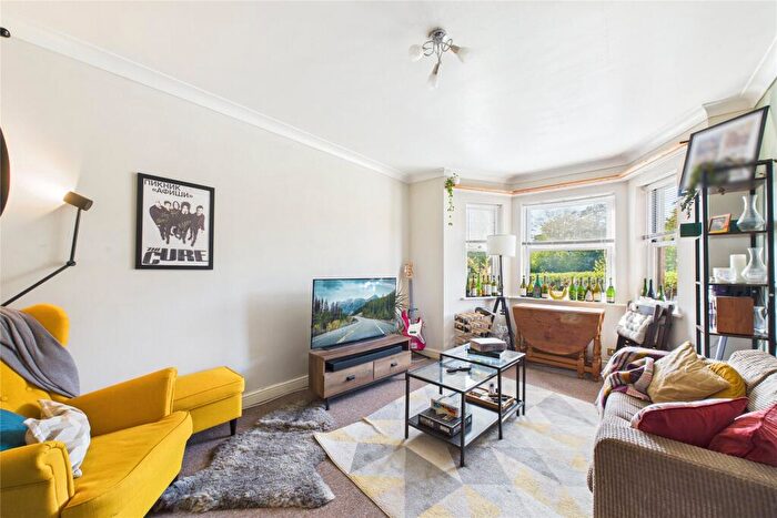 1 Bedroom Apartment To Rent In Parkgate, Windsor Lane, Burnham, Slough, SL1