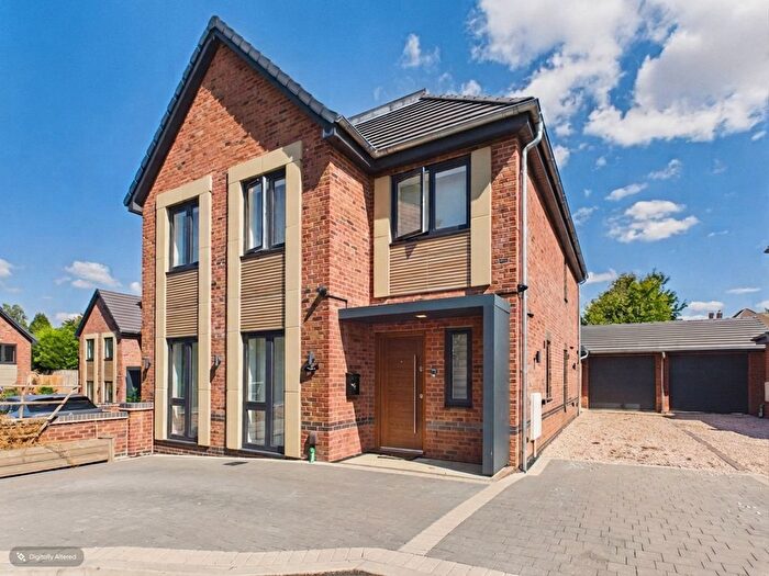 5 Bedroom Detached House For Sale In Carlton Close, Sutton Coldfield, B75