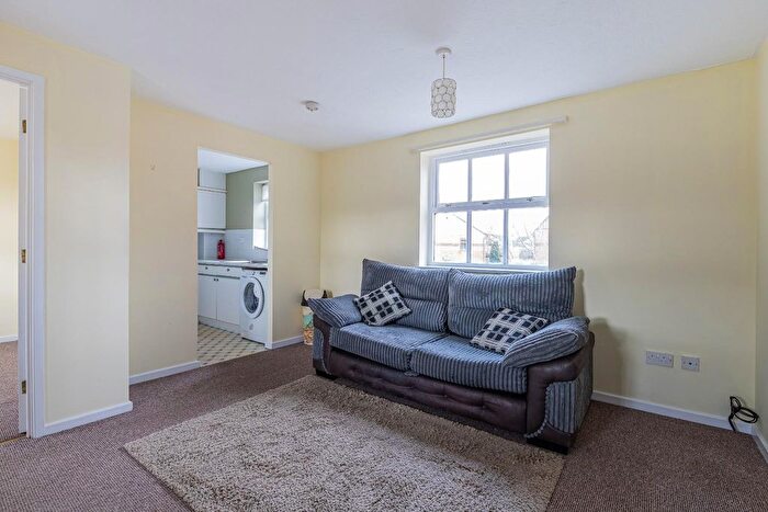 1 Bedroom Flat For Sale In Fonthill Place, Cardiff, CF11