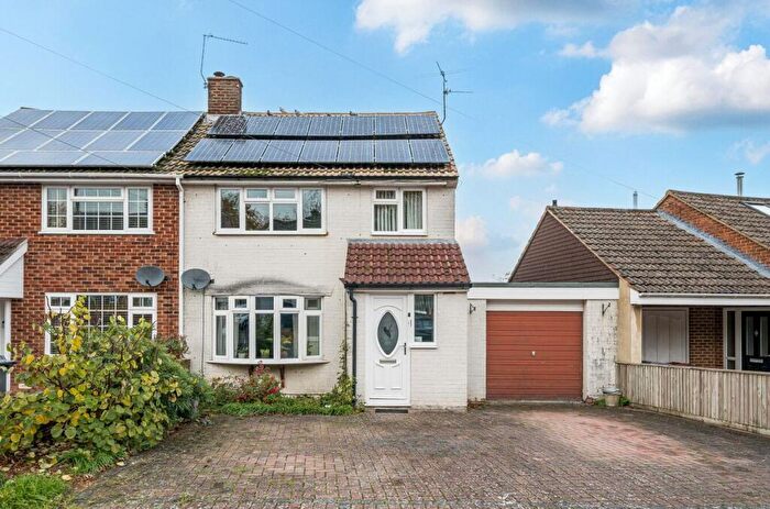 2 Bedroom Semi Detached House For Sale In Valencia Way, Andover, SP10