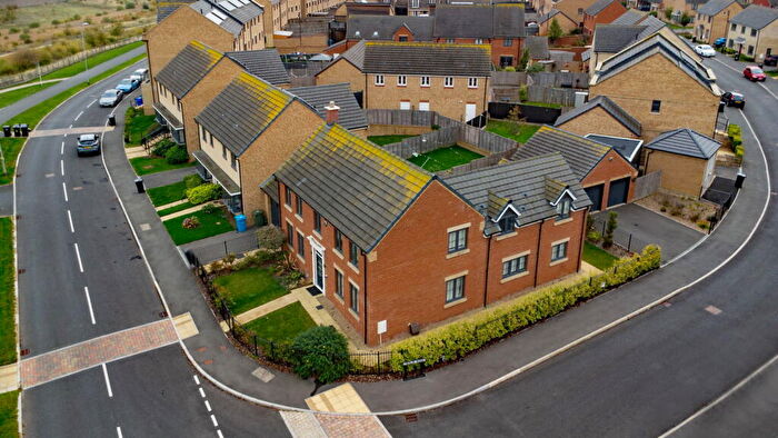 5 Bedroom Detached House For Sale In Kestrel Road, Corby, Northamptonshire, NN17