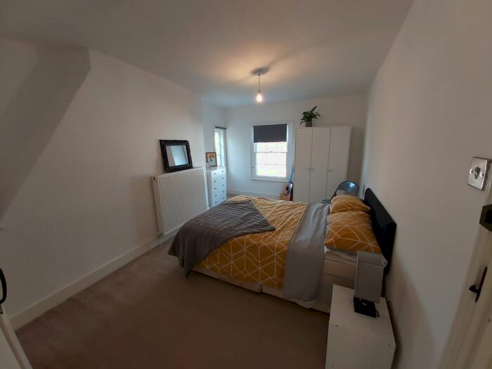 1 Bedroom Property To Rent In Market Square, Daventry, NN11