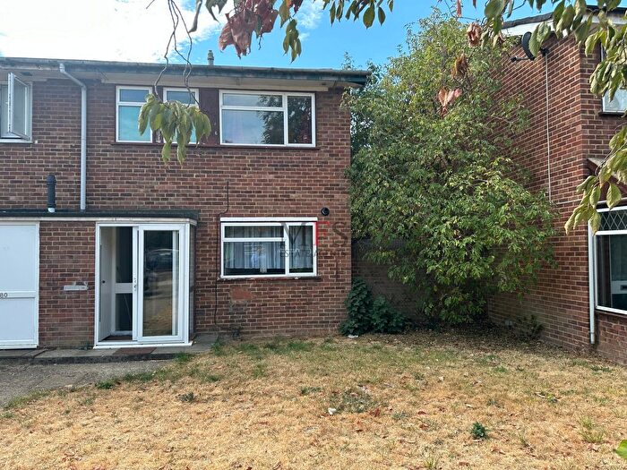 2 Bedroom Terraced House For Sale In Cranford Drive, Hayes, UB3