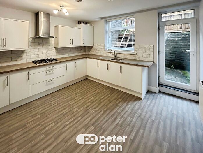 4 Bedroom Terraced House To Rent In Industrial Terrace, Troedyrhiw, Merthyr Tydfil, CF48